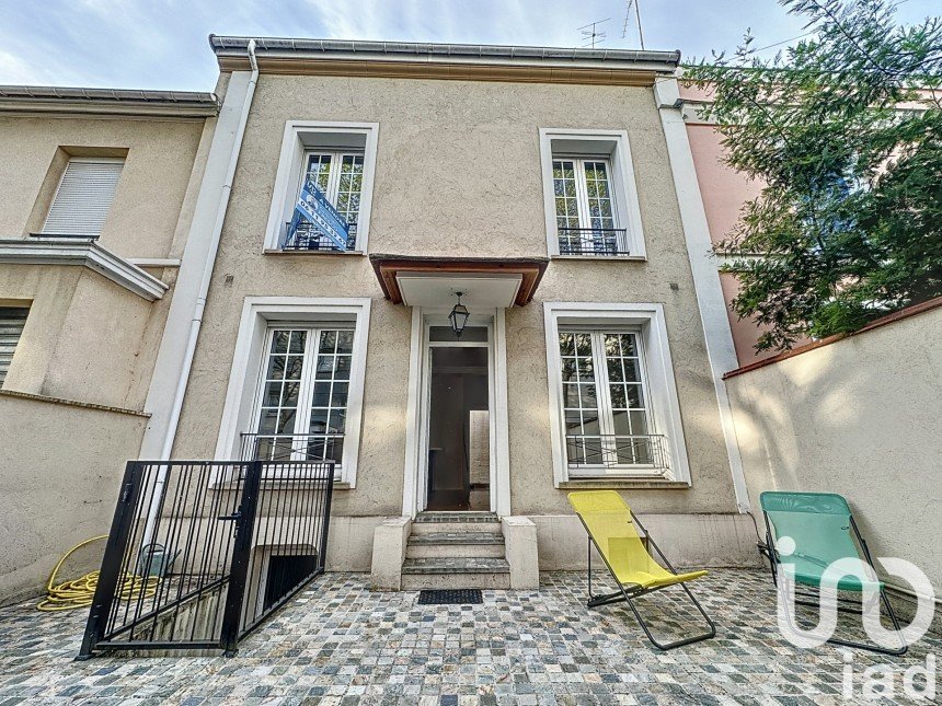 Maison 4 pièces de 133 m² à Asnières-sur-Seine (92600)