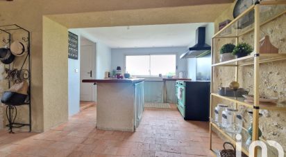 House 7 rooms of 218 m² in Malicorne-sur-Sarthe (72270)