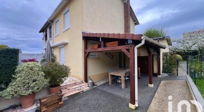Maison traditionnelle 5 pièces de 92 m² à Fontenay-le-Fleury (78330)