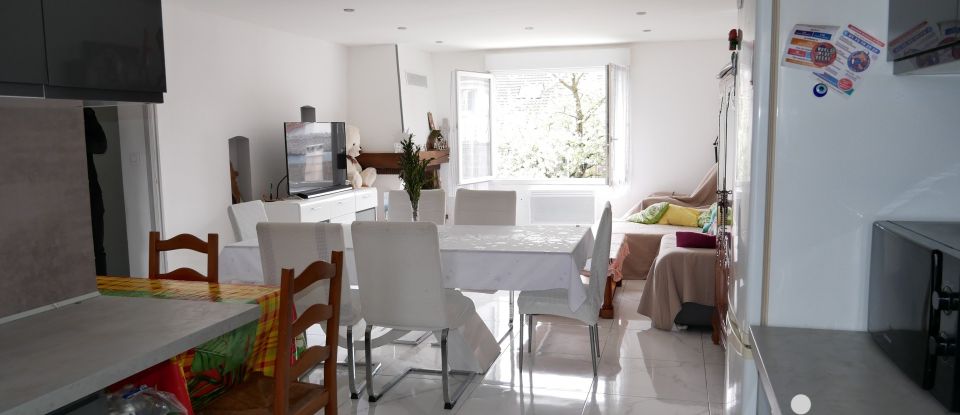 House 7 rooms of 159 m² in Drancy (93700)