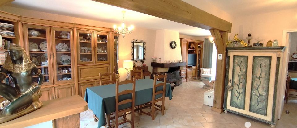 Maison traditionnelle 5 pièces de 95 m² à Chécy (45430)