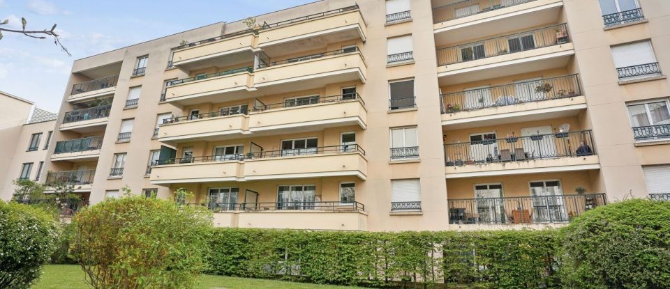 Apartment 4 rooms of 94 m² in Montrouge (92120)