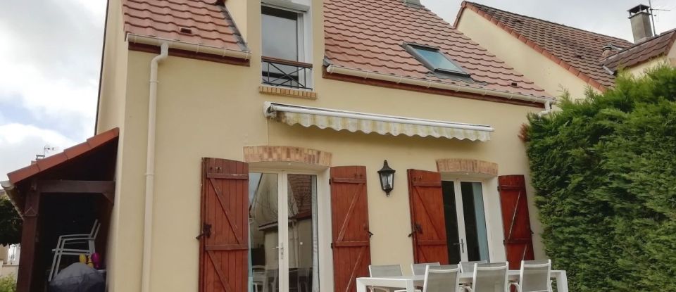 House 6 rooms of 101 m² in Brie-Comte-Robert (77170)