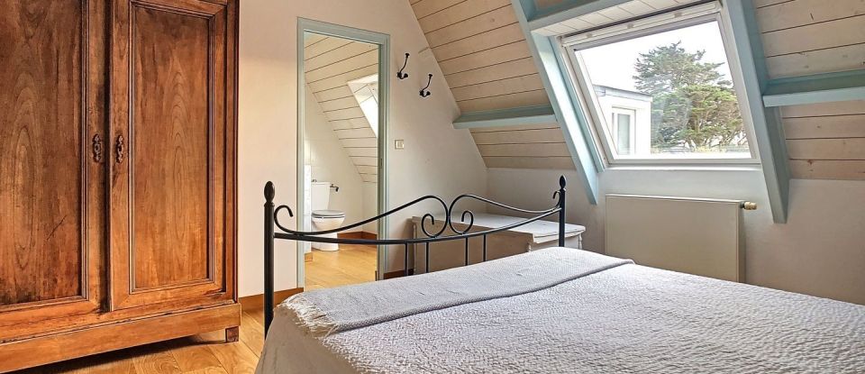 House 8 rooms of 300 m² in Saint-Pierre-Quiberon (56510)