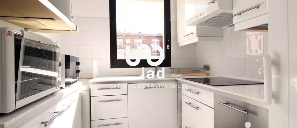 Apartment 2 rooms of 45 m² in Chatou (78400)