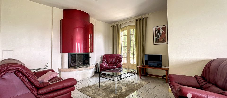 Maison d’architecte 7 pièces de 167 m² à Saint-Germain-Laprade (43700)