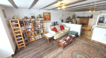 House 4 rooms of 90 m² in Saint-Mathieu (87440)