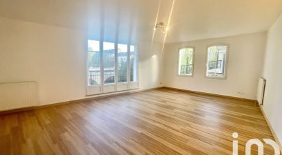 Apartment 3 rooms of 60 m² in Courdimanche (95800)