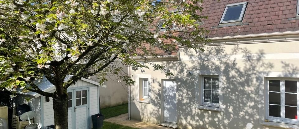 Maison traditionnelle 6 pièces de 121 m² à Verberie (60410)