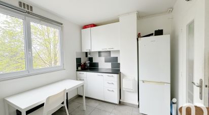 Apartment 3 rooms of 62 m² in - (94400)