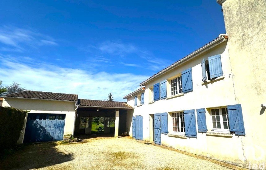 Vente Maison 164m² 6 Pièces à Niort (79000) - Iad France