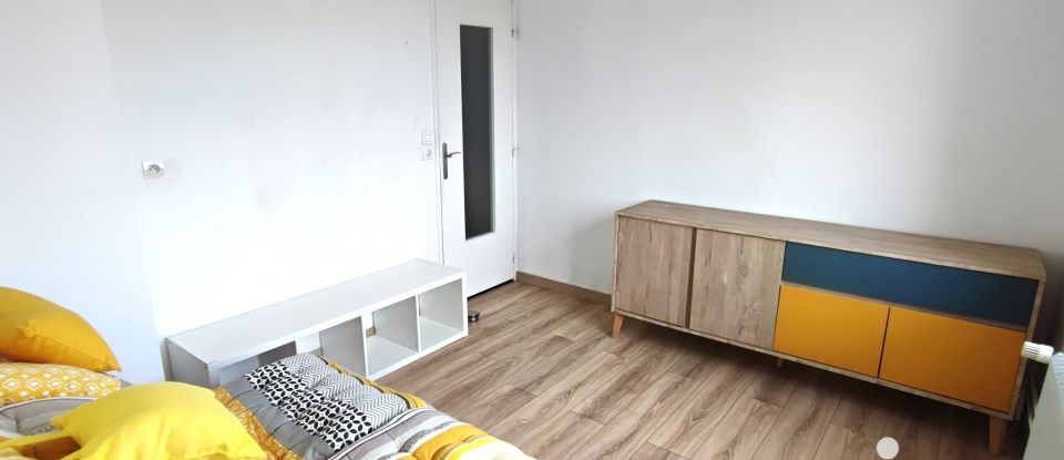 Appartement 4 pièces de 72 m² à Vendeville (59175)