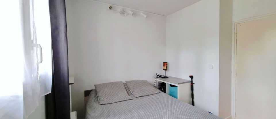 Appartement 4 pièces de 69 m² à Livry-Gargan (93190)