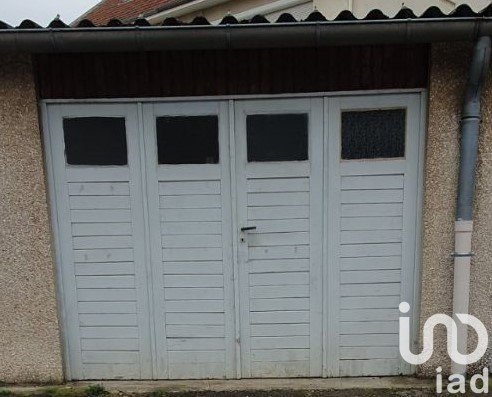 Parking/garage/box de 17 m² à Dijon (21000)