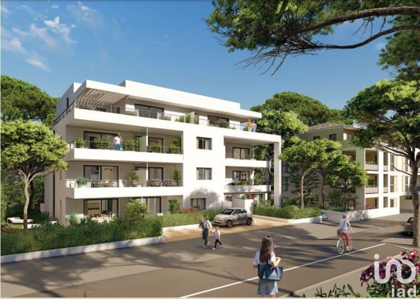 Appartement 2 pièces de 51 m² à Fréjus (83370)