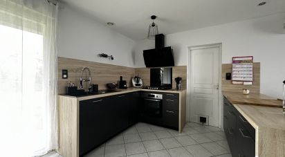House 4 rooms of 95 m² in Casseneuil (47440)