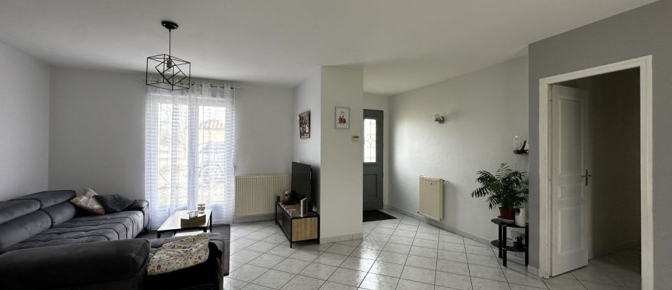 Maison 4 pièces de 95 m² à Casseneuil (47440)
