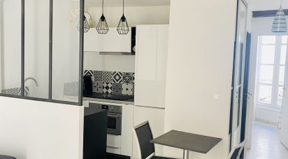 Apartment 2 rooms of 33 m² in La Rochelle (17000)