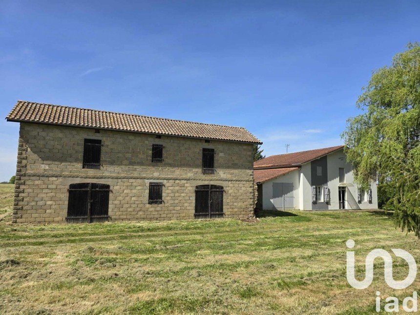 Maison traditionnelle 4 pièces de 120 m² à Aubagnan (40700)