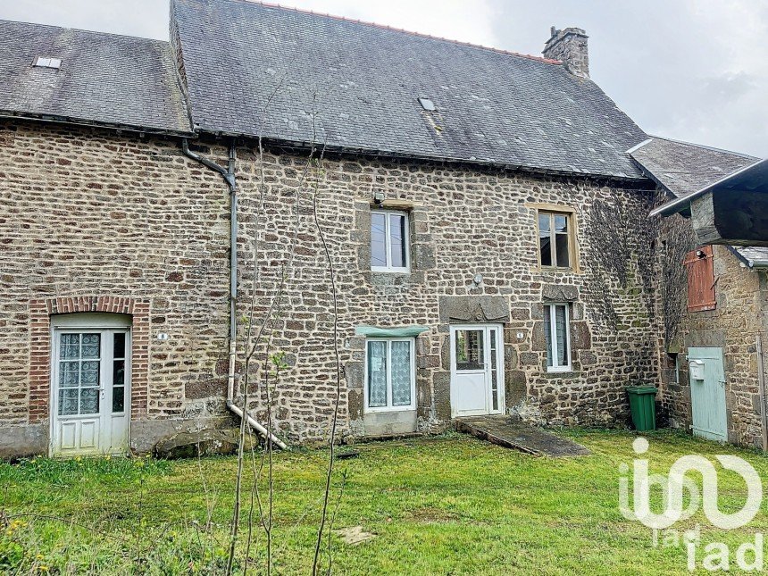Maison de village 4 pièces de 96 m² à Couesmes-Vaucé (53300)