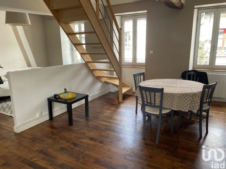 Apartment 5 rooms of 120 m² in Combourg (35270)