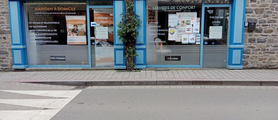 Building in Combourg (35270) of 120 m²