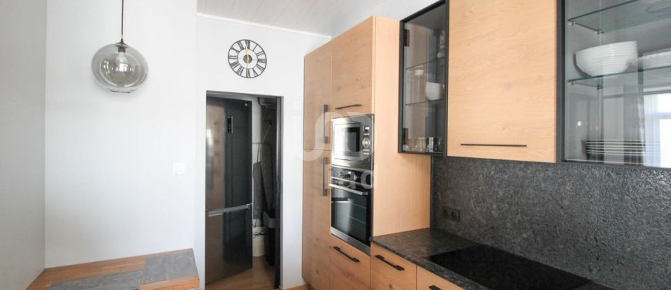Apartment 3 rooms of 95 m² in Saint-Affrique (12400)