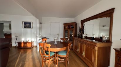 Apartment 5 rooms of 93 m² in Choisy-le-Roi (94600)
