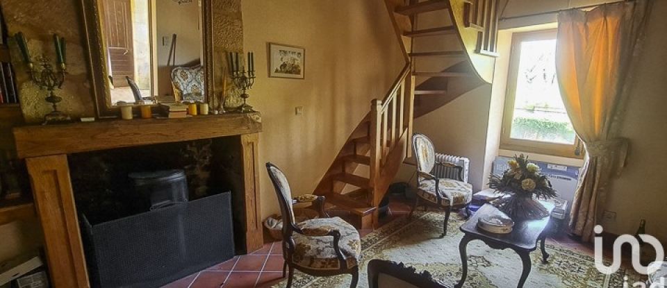 House 5 rooms of 110 m² in Carsac-Aillac (24200)