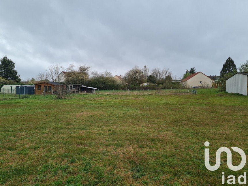 Land of 1,778 m² in Thimory (45260)