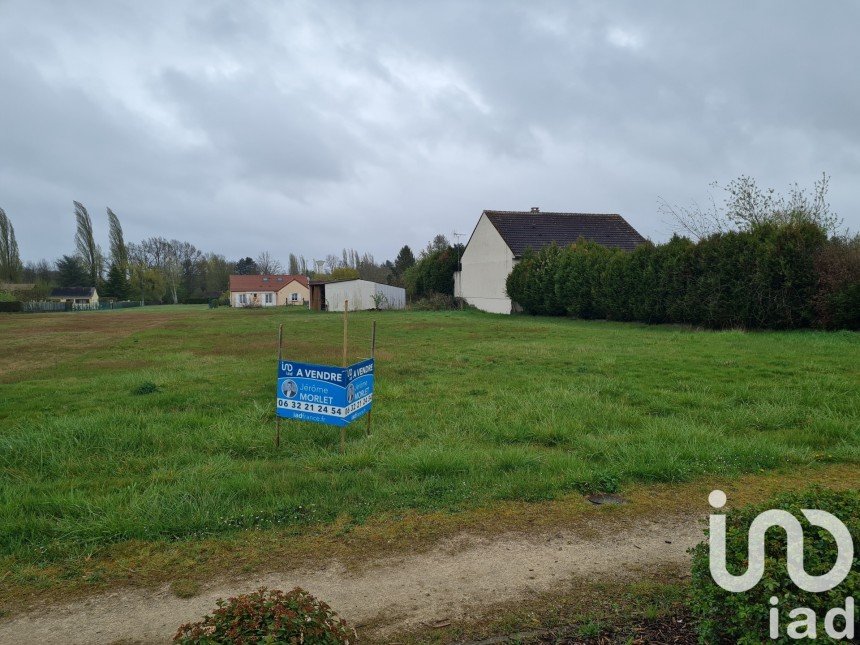 Land of 770 m² in Thimory (45260)