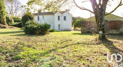 Country house 8 rooms of 150 m² in Maché (85190)
