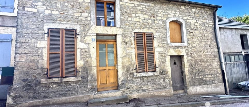Town house 3 rooms of 72 m² in Corbigny (58800)