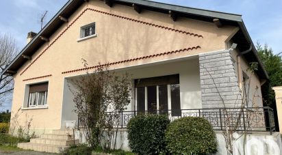 Maison traditionnelle 4 pièces de 97 m² à Lescar (64230)