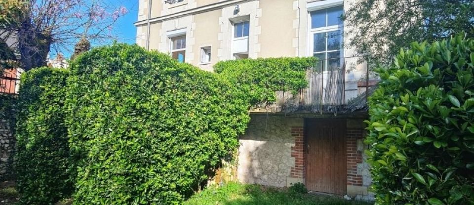 Maison 7 pièces de 138 m² à Artannes-sur-Indre (37260)