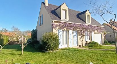 Traditional house 6 rooms of 105 m² in Saint-Rémy-sur-Avre (28380)