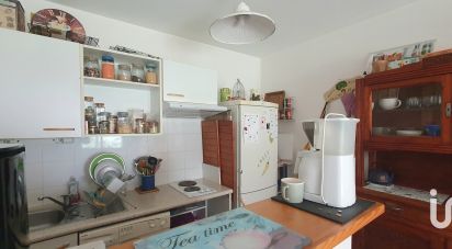 Apartment 2 rooms of 43 m² in Le Barp (33114)