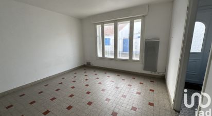 House 5 rooms of 77 m² in Saint-Gilles-Croix-de-Vie (85800)