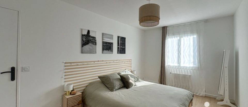 Apartment 4 rooms of 86 m² in Auxerre (89000)