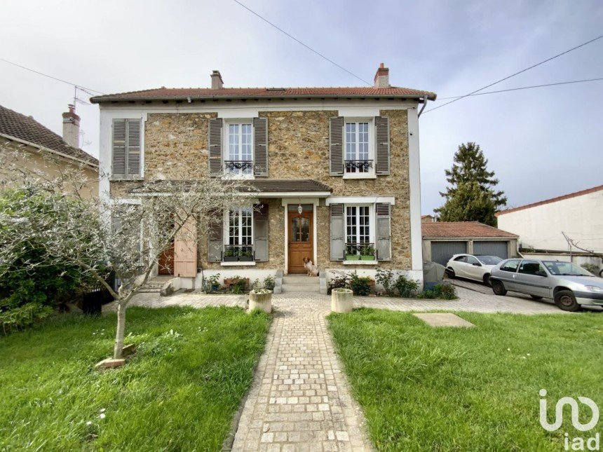 Maison 8 pièces de 130 m² à Villeneuve-Saint-Georges (94190)