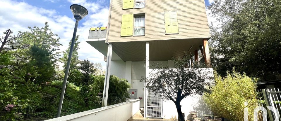 Duplex 3 pièces de 63 m² à Colombes (92700)