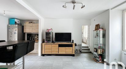 Appartement 3 pièces de 52 m² à Bruyères-le-Châtel (91680)