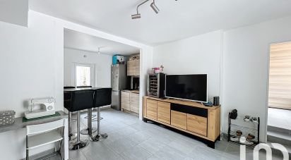 Apartment 3 rooms of 52 m² in Bruyères-le-Châtel (91680)