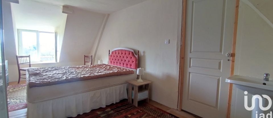 Country house 6 rooms of 118 m² in Saint-Christophe-de-Chaulieu (61800)