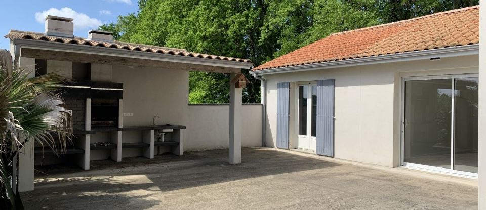 Maison 5 pièces de 137 m² à Coulounieix-Chamiers (24660)