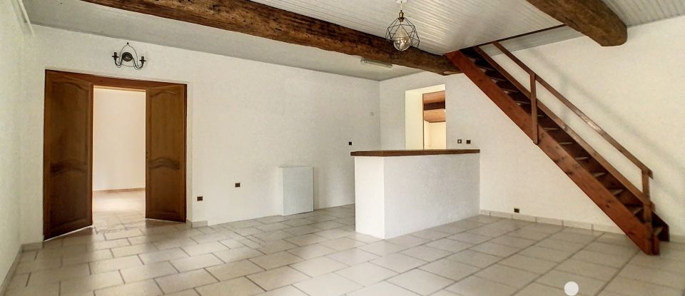 Maison traditionnelle 7 pièces de 160 m² à Abzac (33230)