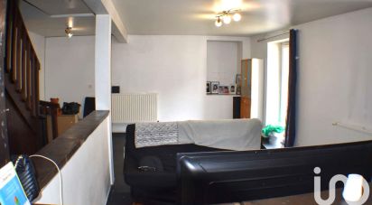 Appartement 4 pièces de 101 m² à Saint-Étienne-de-Cuines (73130)
