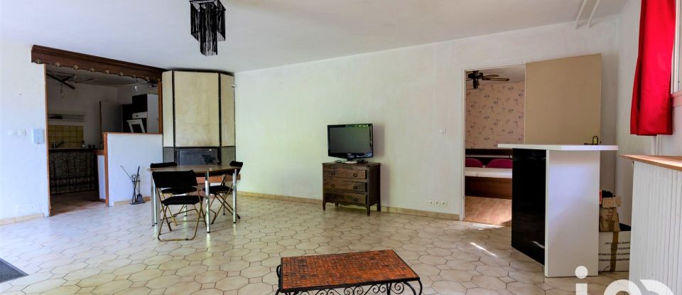 Maison traditionnelle 8 pièces de 279 m² à Lapeyrouse-Fossat (31180)