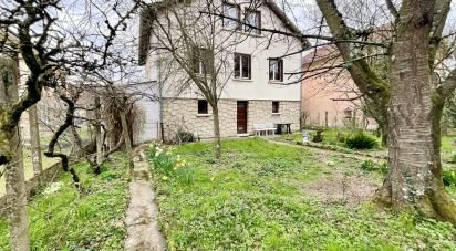 House 6 rooms of 156 m² in Palaiseau (91120)