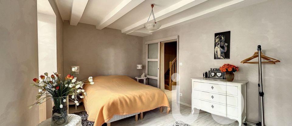 House 4 rooms of 82 m² in Le Monastier-sur-Gazeille (43150)